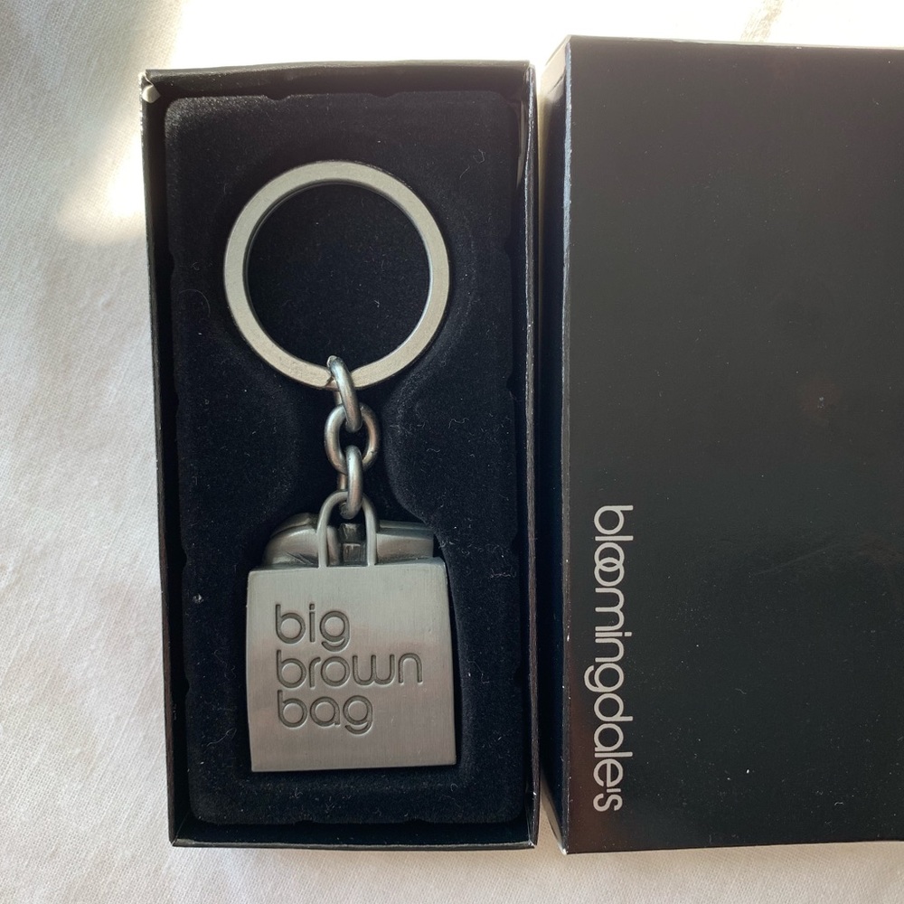 NEW Bloomingdales Big Brown Bag Key Chain